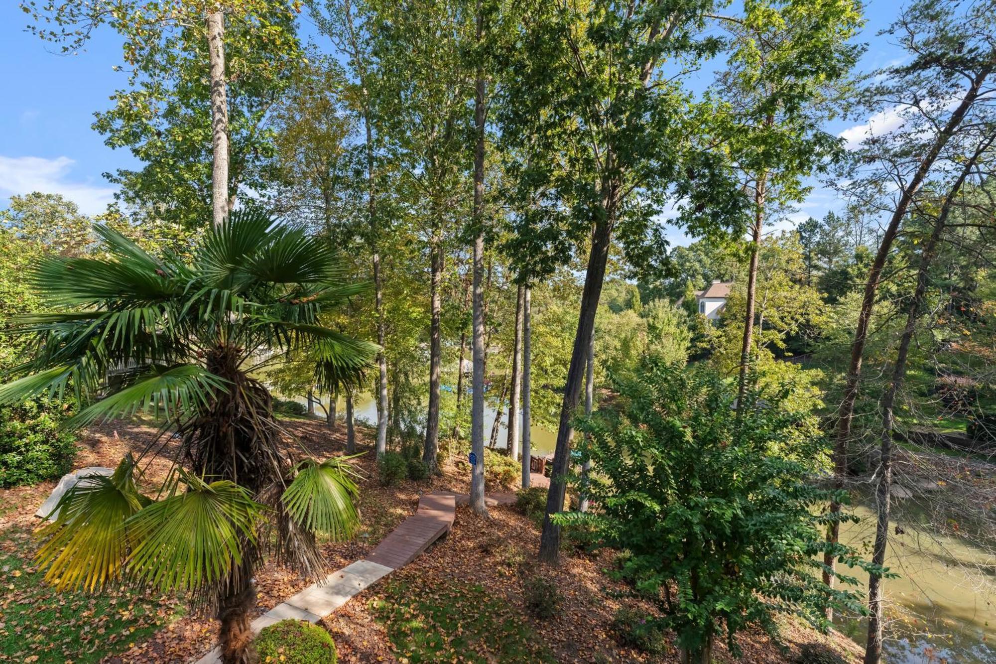 Lakeside Landing By Avantstay Private Dock Mooresville Exterior photo