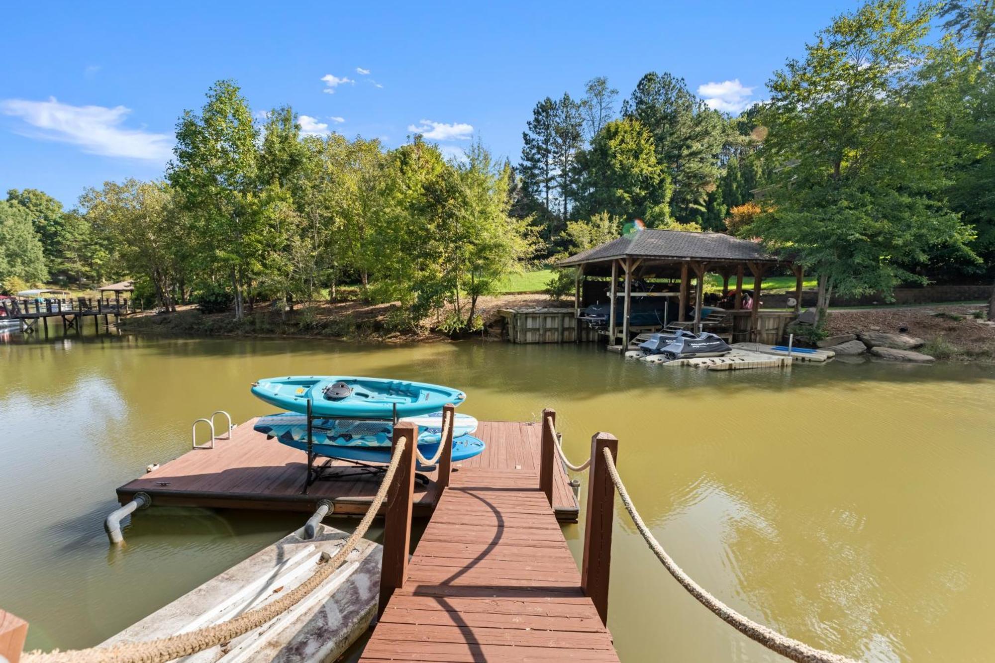 Lakeside Landing By Avantstay Private Dock Mooresville Exterior photo