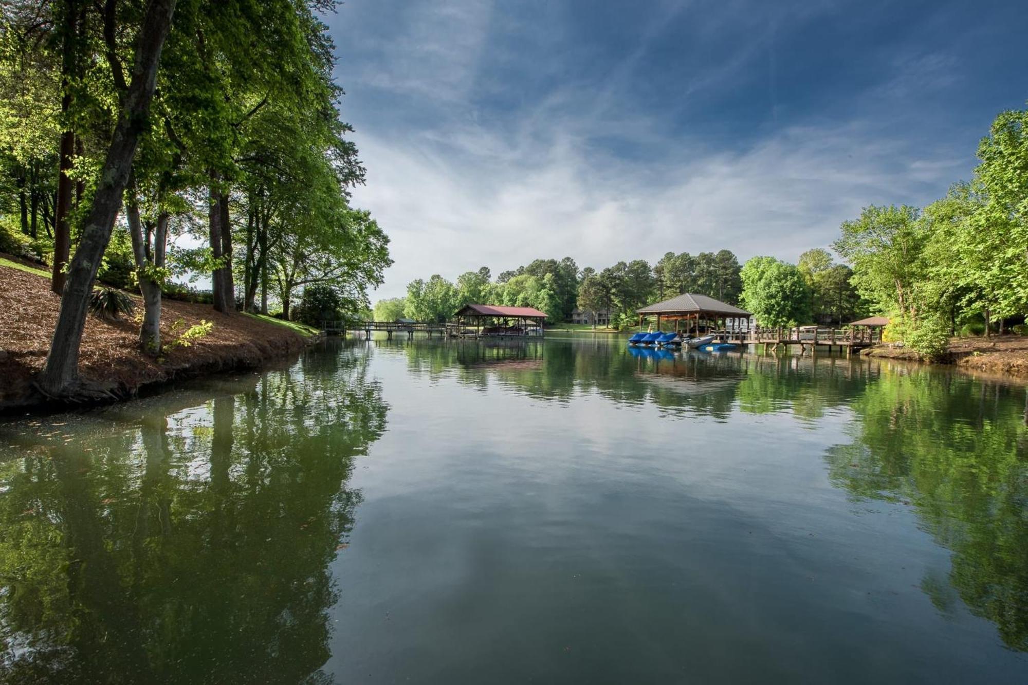 Lakeside Landing By Avantstay Private Dock Mooresville Exterior photo